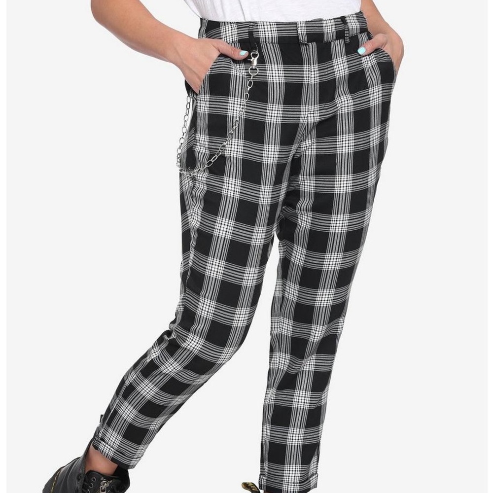Hot Topic Black and White Plaid Pants XL (No chain)